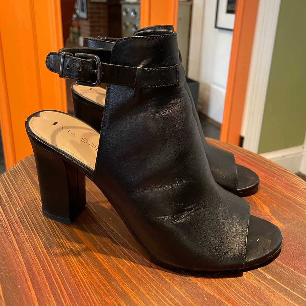 Via Spiga Fabrizie black heeled muled ankle strap - size 9M